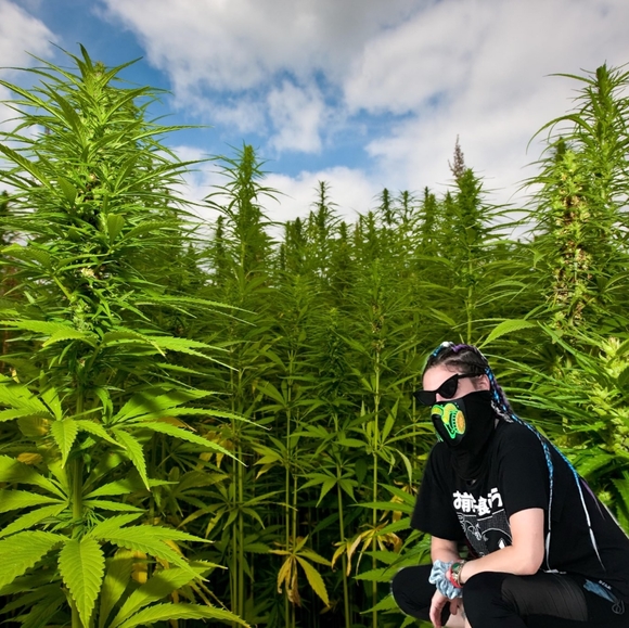 Meet your Posher, Bambi - Picture 4 of 4